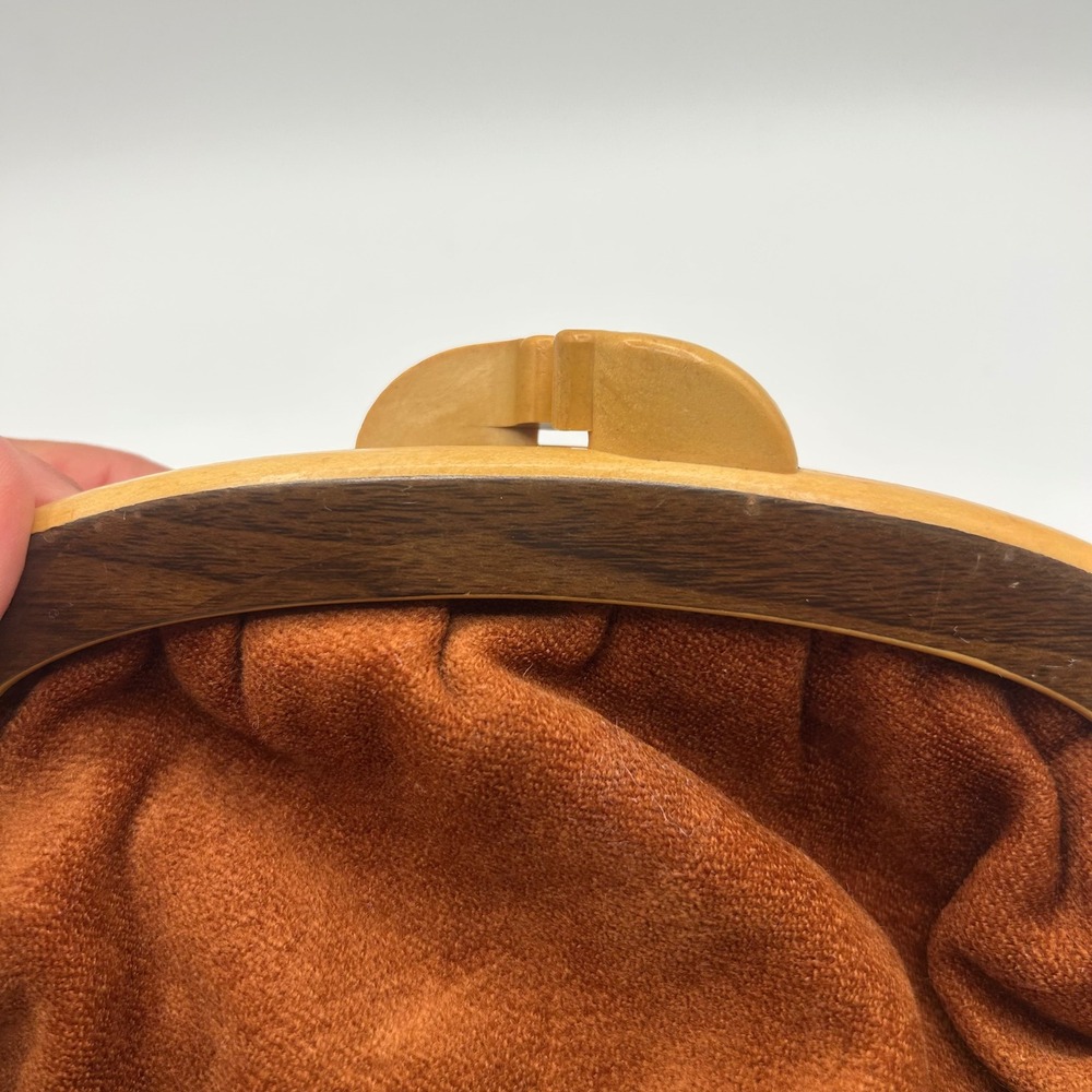 Vintage Rust Orange Faux Suede Frame Clutch Bag Faux Wood Kiss Lock Hong Kong - Picture 4 of 8